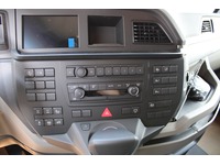 BFS260_2453096 vehicle image