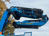 UNIK8334_2747037 vehicle image