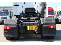 DOLD2821_2962779 vehicle image