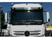 DOLD2821_2962779 vehicle image