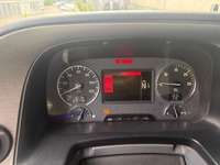 TOLA8240_2683291 vehicle image