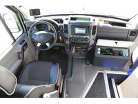 THUR7336_2880365 vehicle image