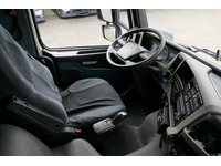 DOLD2821_2710347 vehicle image