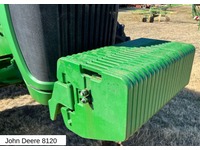 FUER278_2941261 vehicle image