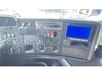 TAMZ4659_2810969 vehicle image