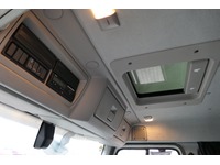 DOLD2821_2809189 vehicle image