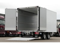 DOLD2821_2710350 vehicle image