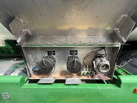 GEHR175_2997776 vehicle image