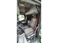 Rena3_2882794 vehicle image