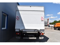 TOC1273_2981313 vehicle image