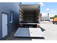 TOC1273_2981313 vehicle image