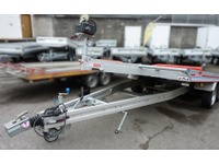 HRB7528_2818665 vehicle image