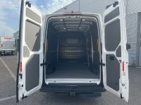 BASE719_1229803 vehicle image