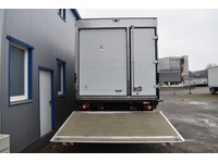 TOC1273_2821079 vehicle image