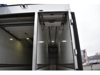 TOC1273_2821079 vehicle image