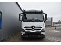 TOC1273_2821079 vehicle image