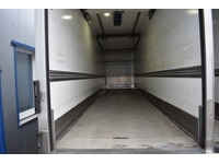 TOC1273_2821079 vehicle image