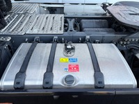 ZELJ895_2776769 vehicle image