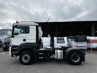 SAHT8627_2736378 vehicle image