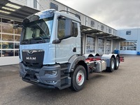 MANB1470_2816885 vehicle image