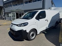 STUD177_2902058 vehicle image