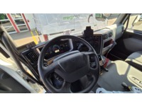 Rena3_2996378 vehicle image