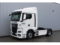 BFS260_2769878 vehicle image