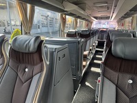 INTE10658_2871835 vehicle image