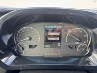 INTE10658_2871835 vehicle image