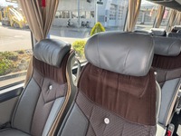 INTE10658_2871835 vehicle image