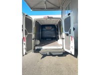 TROI280_2997404 vehicle image