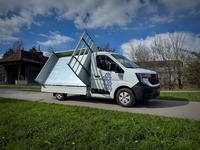 THOM6454_2869125 vehicle image