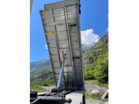 VISA147_2617570 vehicle image