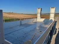 0390025 vehicle image