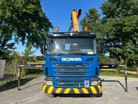 UNIK8334_2542525 vehicle image