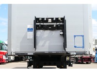 DOLD2821_2988864 vehicle image