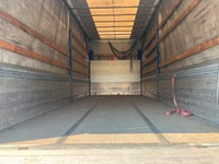 EGGT10107_2990480 vehicle image