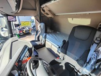 wira34_2832929 vehicle image