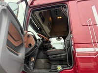 UNIK8334_2768920 vehicle image