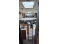 TART5813_2846367 vehicle image