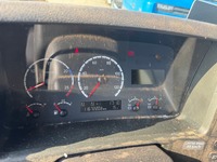 KEED2067_2885484 vehicle image