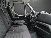 FLAA9869_2785819 vehicle image