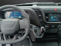 FLAA9869_2785819 vehicle image