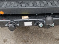 FLAA9869_2785819 vehicle image