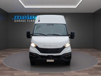 FLAA9869_2785819 vehicle image