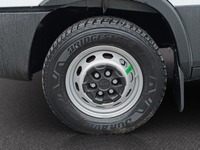 FLAA9869_2785819 vehicle image