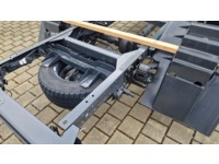 RONN828_2696759 vehicle image