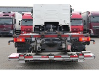 DOLD2821_2776923 vehicle image