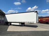 GREA182_2677236 vehicle image