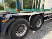 TOLA8240_2888723 vehicle image